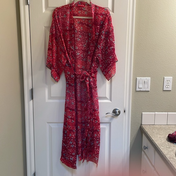 NWOT- Josie Natori Nightie and Robe Set - Picture 2 of 11